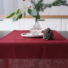 Chemin de table en lin Noël Rouge Lesna